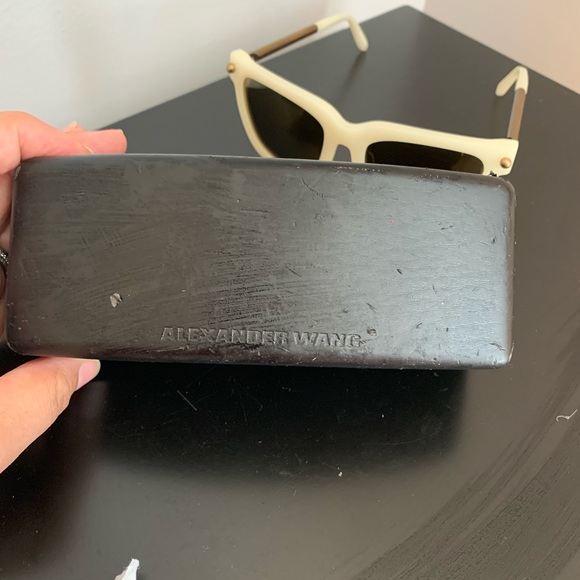 Alexander Wang sunglasses - Picture 7 of 9